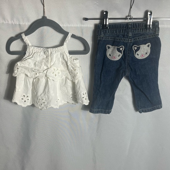 Gymboree Baby Girl 2pc Outfit Set 3-6M White Eyelet Top & Jeans Cat Patches - Picture 3 of 10